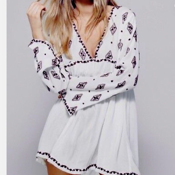 Free People Tops - Free People Embroidered Diamond Key Hole Burgundy Cream Raw Hem Tunic Top,Small